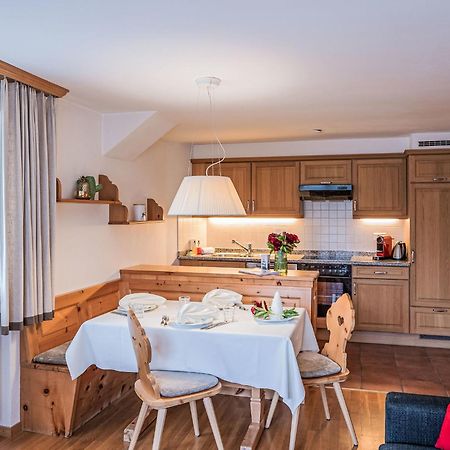 Apartment Chesa Vadret Surlej By Interhome Exterior foto
